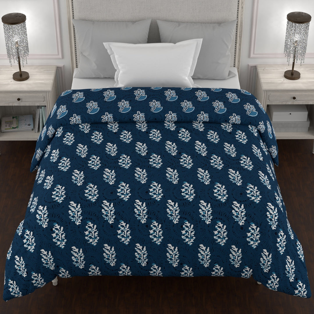 Bella Casa Fashion & Retail Ltd  Quilt 60 X 90 Inch / Multi / Cotton Single AC Quilt Reversible 150 GSM (152 X 229 Cm, Blue) - Kalamkari Collection