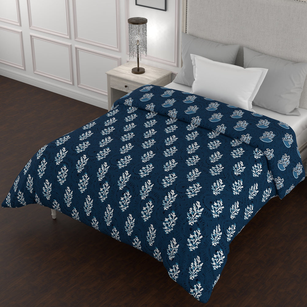 Bella Casa Fashion & Retail Ltd  Quilt 60 X 90 Inch / Multi / Cotton Single AC Quilt Reversible 150 GSM (152 X 229 Cm, Blue) - Kalamkari Collection