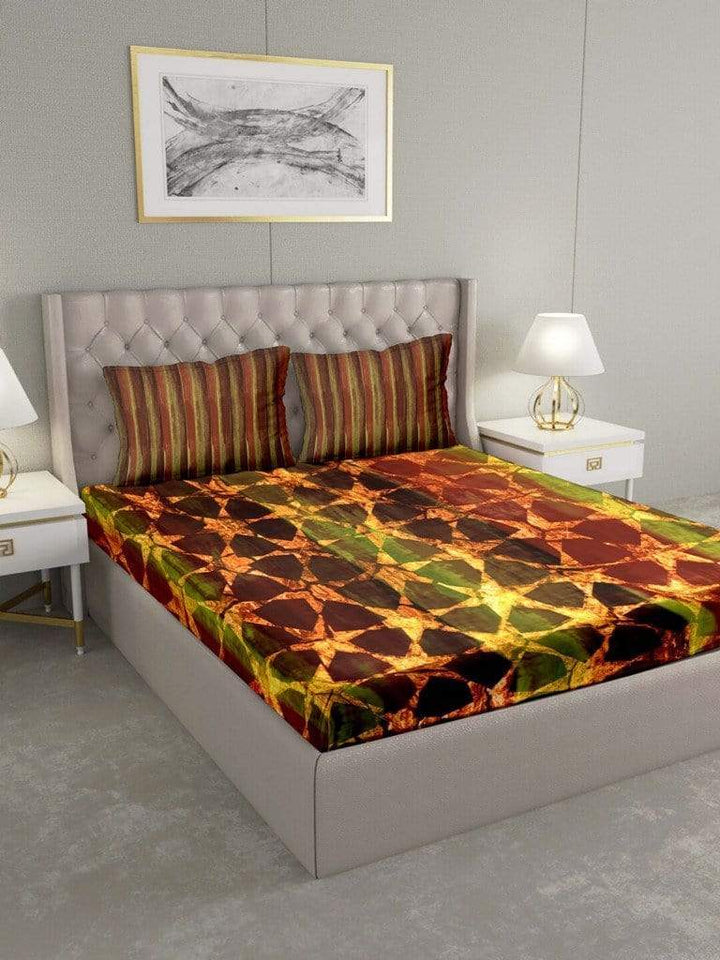 BELLA CASA FASHION BEDSHEET Triton Double Bedsheet Set Digital Printed  King Size 100 % Cotton Multi Colour