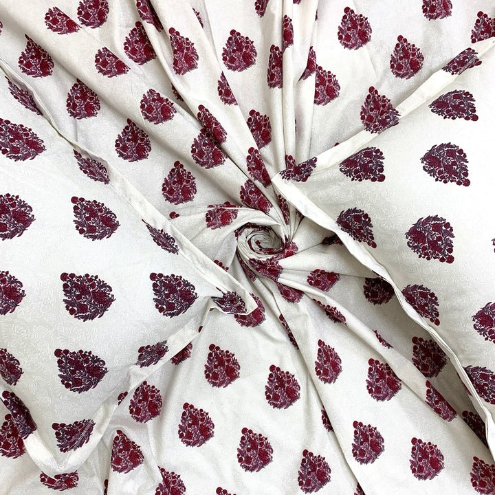 Bella Casa Fashion & Retail Ltd  180 TC Cotton Pink Colour Bedsheet with 2 Pillow Covers - Genteel Collection