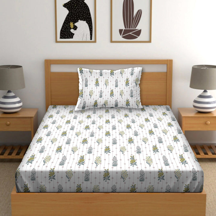 Bella Casa Fashion & Retail Ltd  BEDSHEET Single Cotton Abstract Green Colour Bedsheet with 1 Pillow Cover- Cuddle Collection